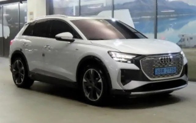 수원중고차구매 Q4 e-트론 40 스포트백 프리미엄 매물 사진 6 - 2024/08 53,767km